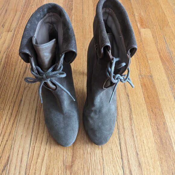 Massimo Dutti suede stiletto ankle boots - Picture 4 of 9